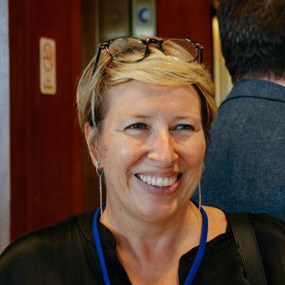 Caroline Gennez